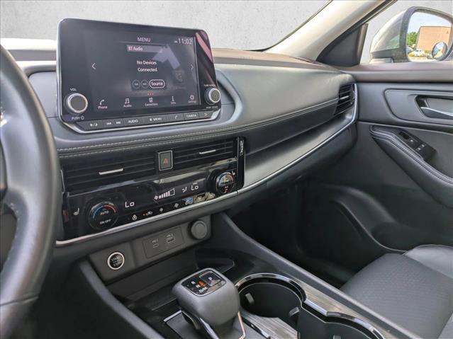 Used 2023 Nissan Rogue SV w/ SV Premium Package image 13