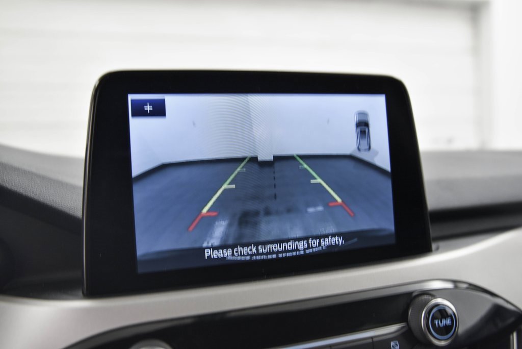 Used 2021 Ford Escape SE image 20