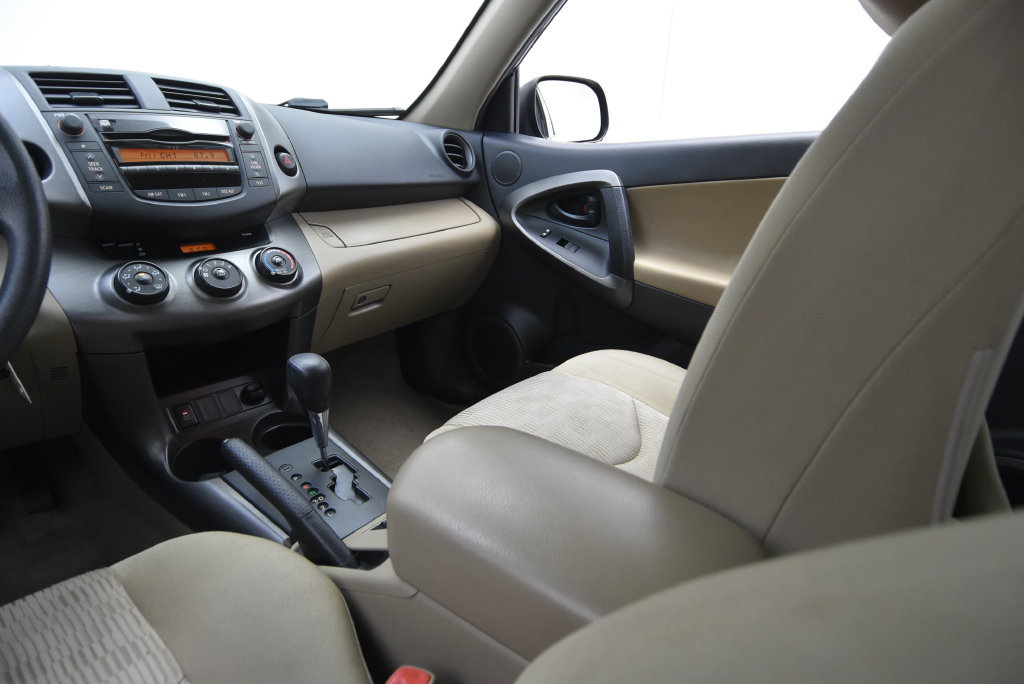 Used 2011 Toyota RAV4 4WD w/ Base L4 Extra Value Pkg image 27