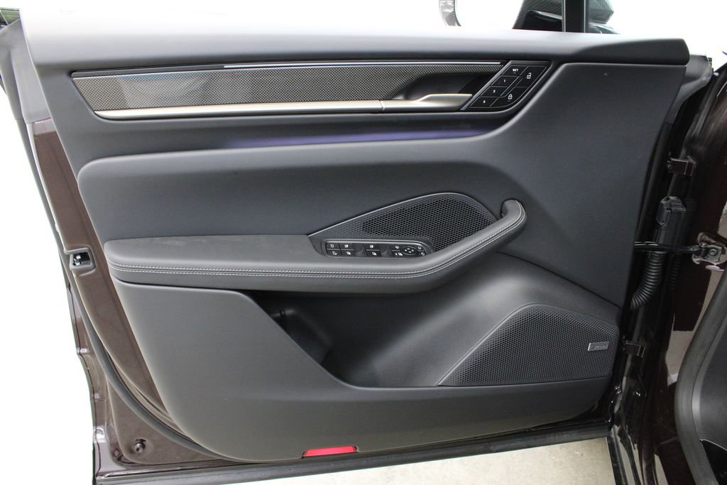 New 2024 Porsche Macan Turbo Electric image 24