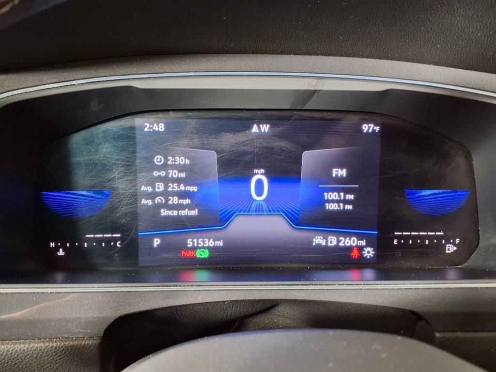 Used 2022 Volkswagen Tiguan SE image 28