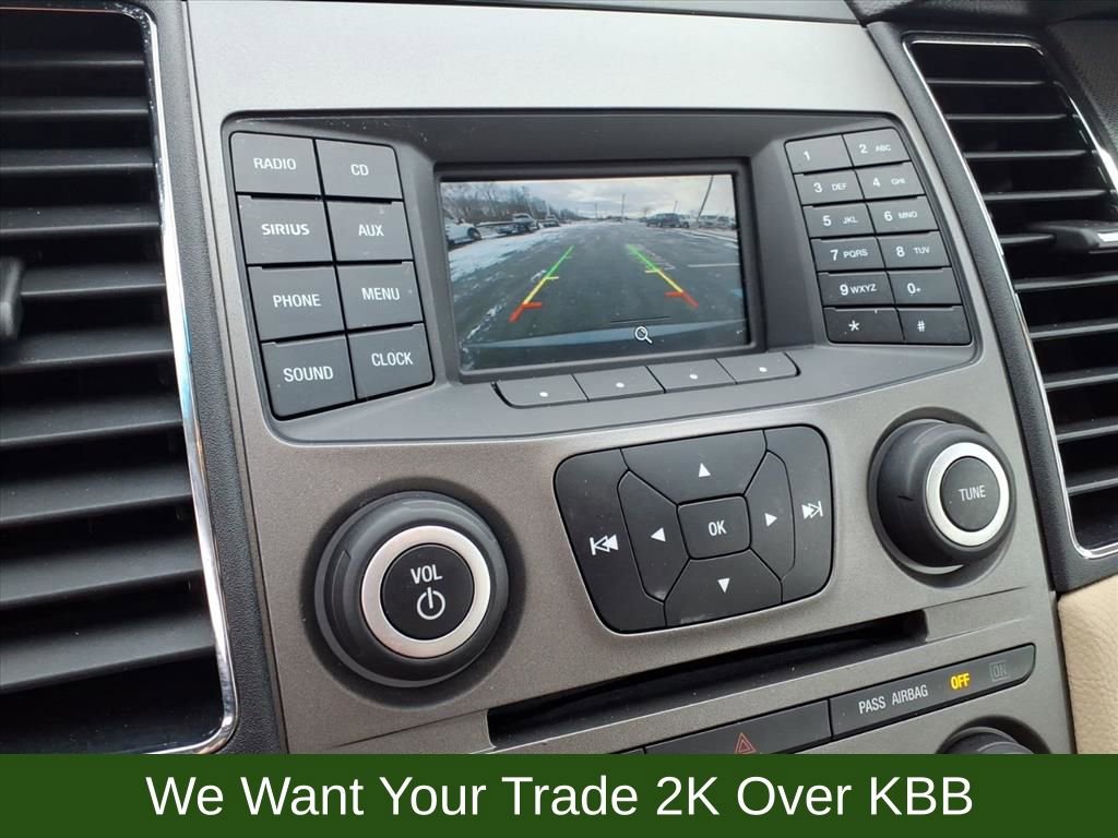 Used 2018 Ford Taurus SE image 18