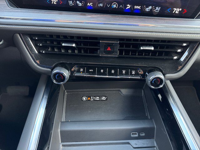 Used 2025 Chevrolet Tahoe Premier RWD image 24