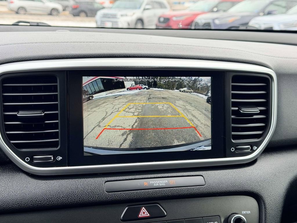 Used 2020 Kia Sportage LX w/ LX Popular Package image 4