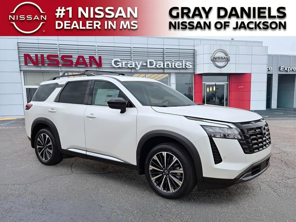 New 2026 Nissan Pathfinder Platinum image 1