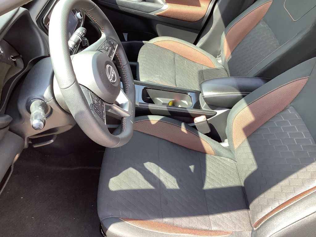 Used 2024 Nissan Kicks SR image 24