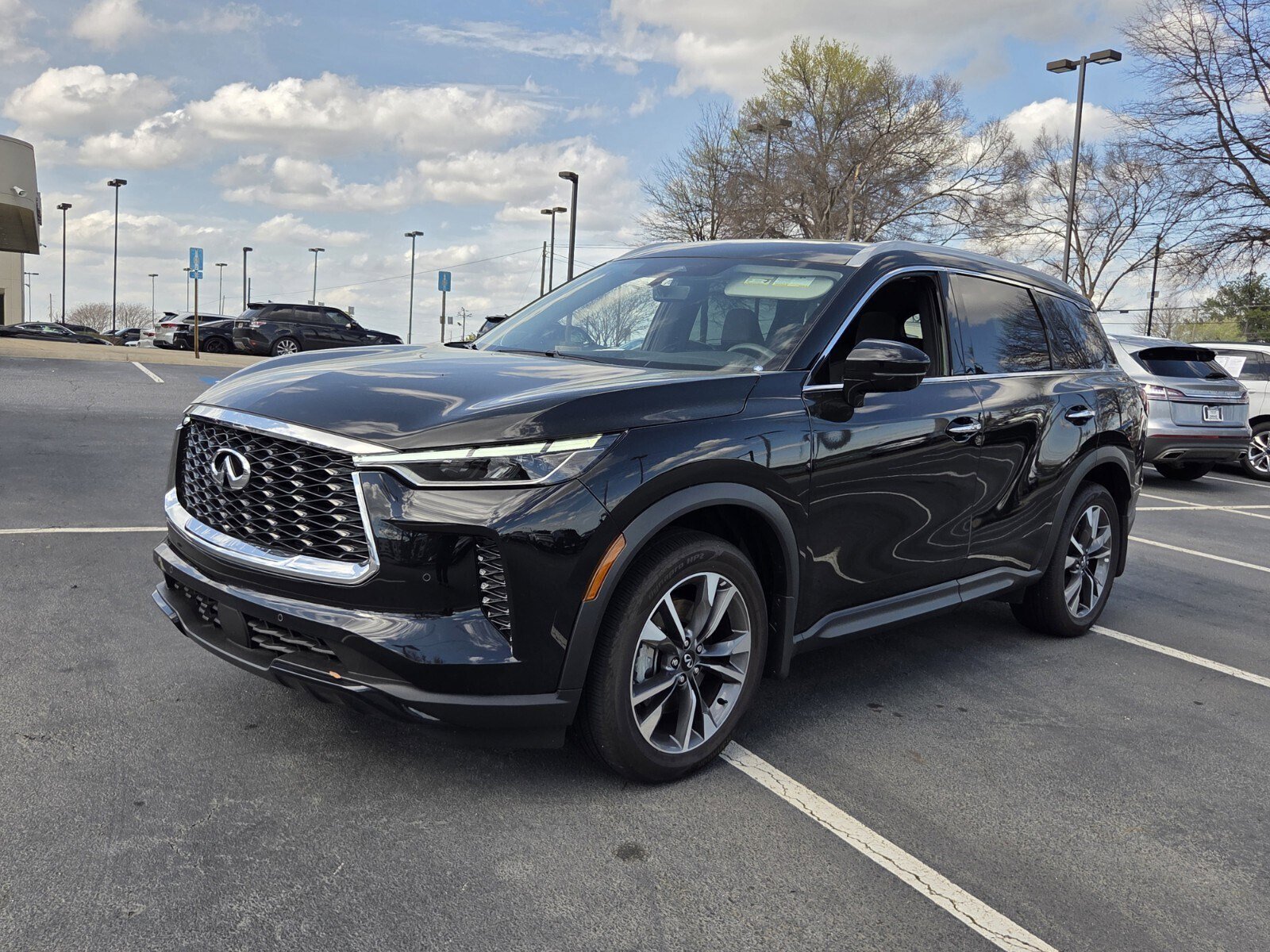 Used 2025 INFINITI QX60 Luxe image 1