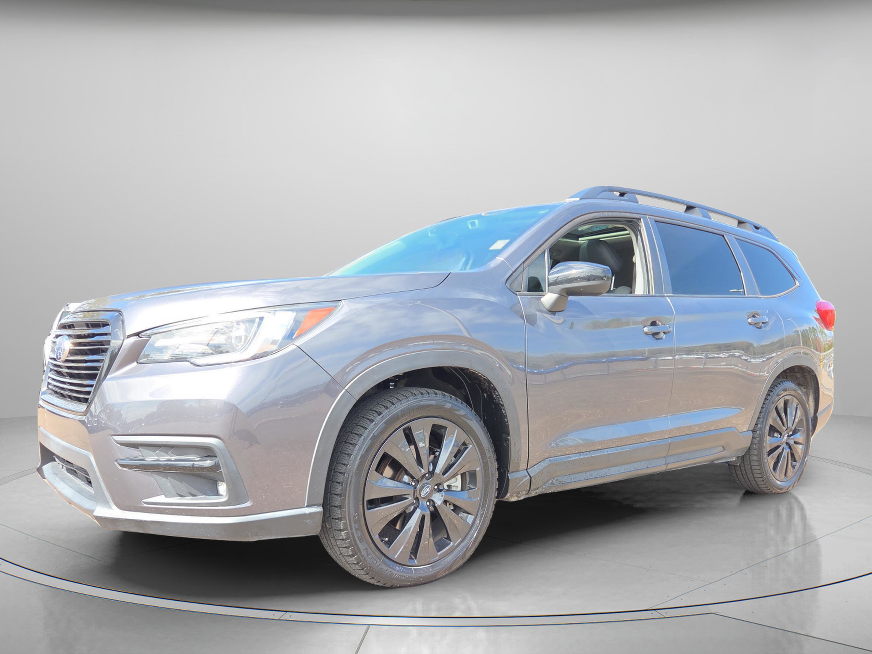 Used 2022 Subaru Ascent Onyx Edition image 2