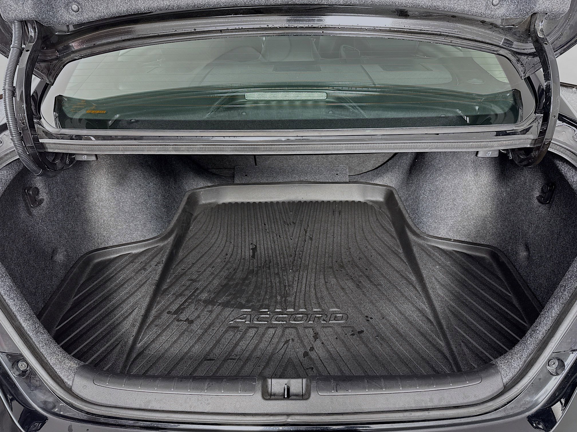 Certified 2021 Honda Accord Touring image 27