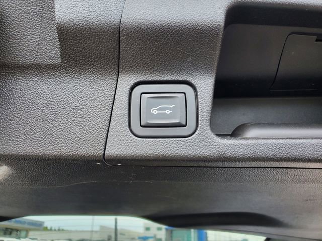 Used 2017 GMC Acadia SLE w/ LPO, Floor Liner Package AWD/4WD image 12