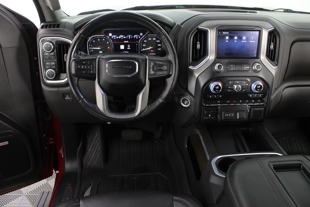 Used 2022 GMC Sierra 1500 Denali w/ Denali Premium Package AWD/4WD image 11