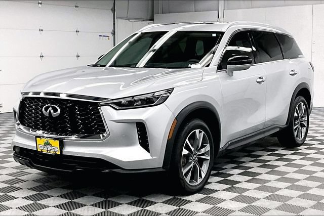 Used 2023 INFINITI QX60 Luxe AWD/4WD image 12