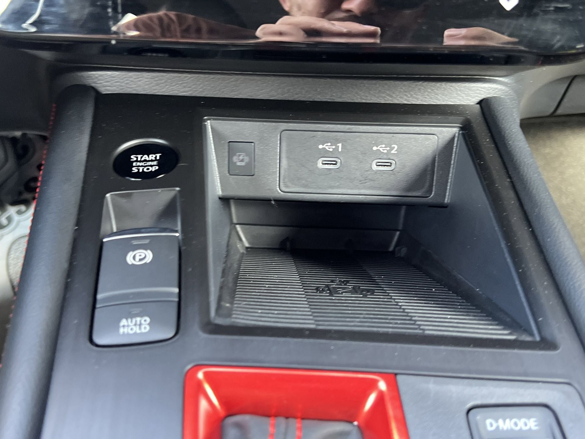 Certified 2025 Nissan Kicks SR FWD image 8