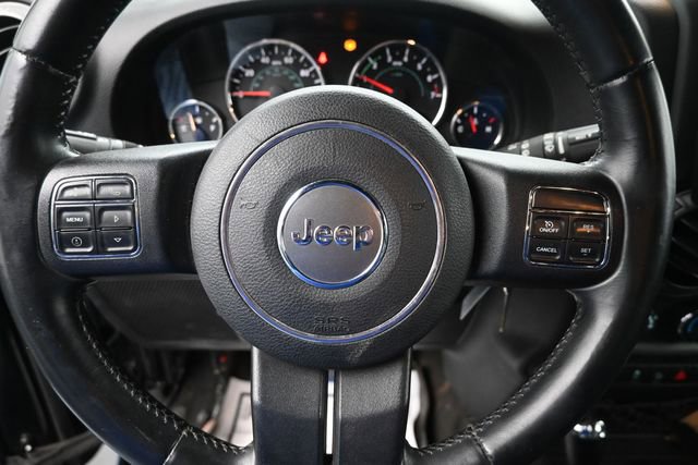 Used 2013 Jeep Wrangler Unlimited Sport AWD/4WD image 13
