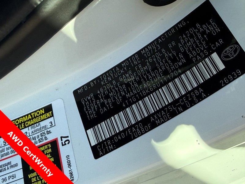 Used 2024 Toyota Camry SE image 31