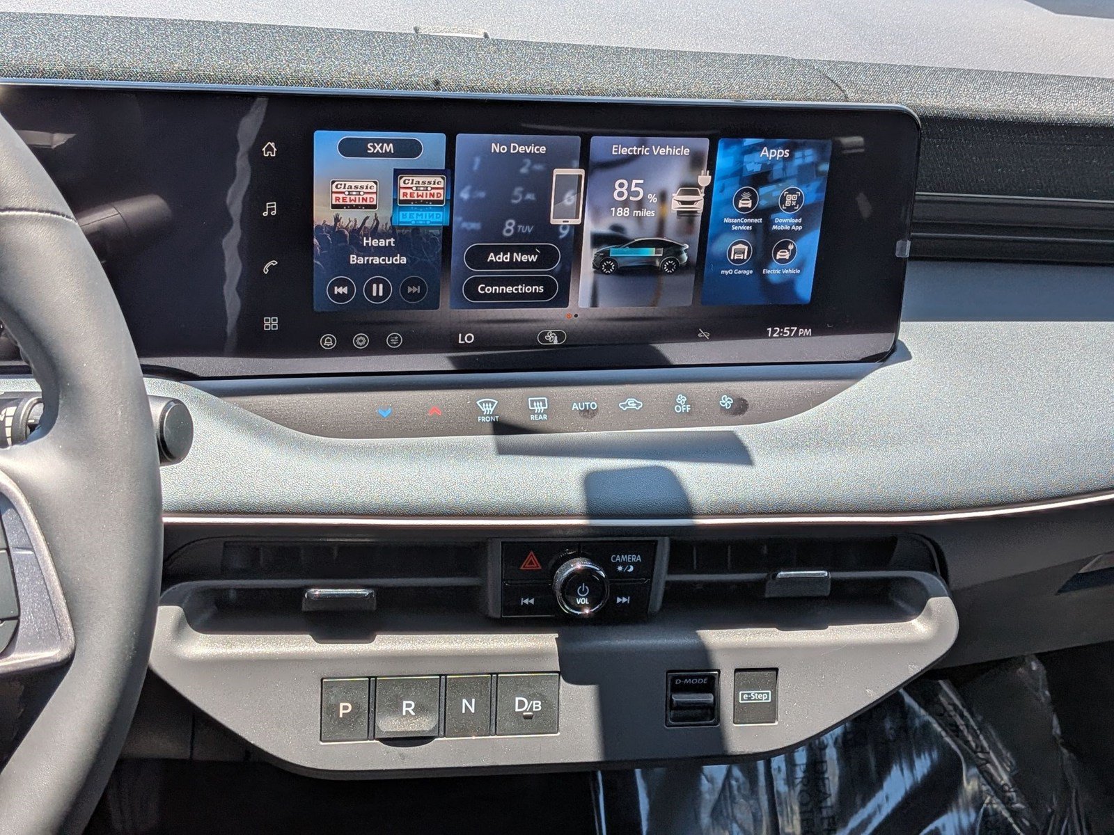 New 2026 Nissan Leaf w/ Floor Mat Package (S+) FWD image 16