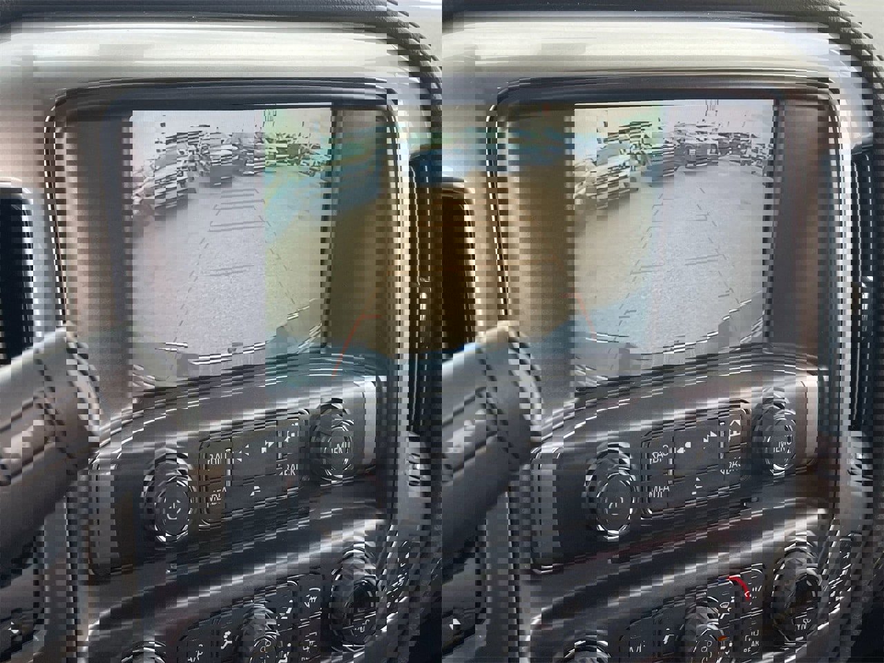 Used 2018 Chevrolet Silverado 2500 LTZ w/ Duramax Plus Package image 25