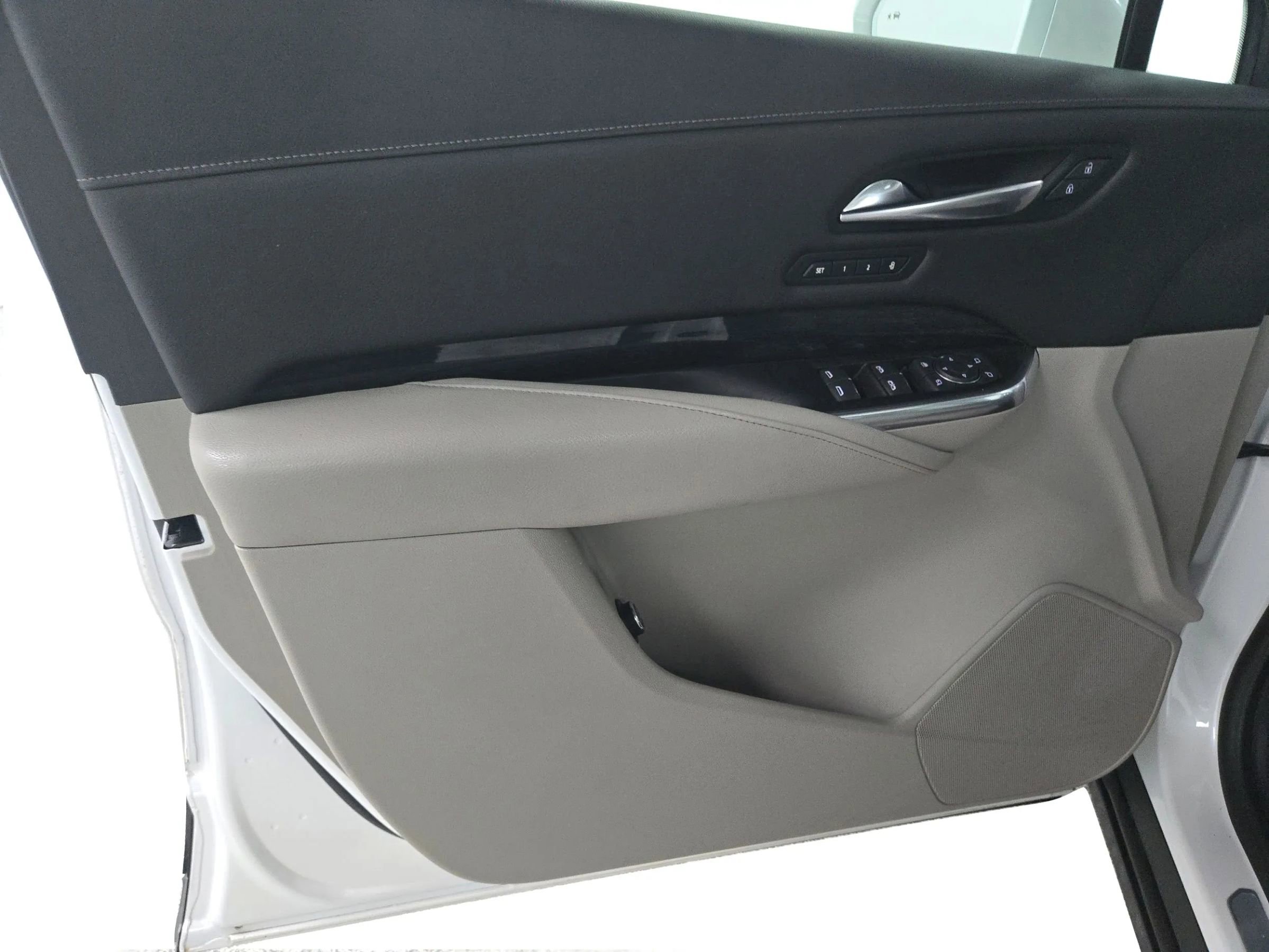 Used 2019 Cadillac XT4 Premium Luxury image 20