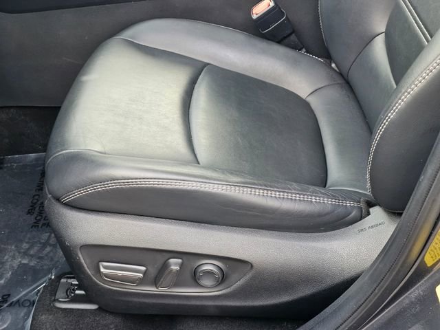 Used 2020 Toyota RAV4 XLE Premium image 16