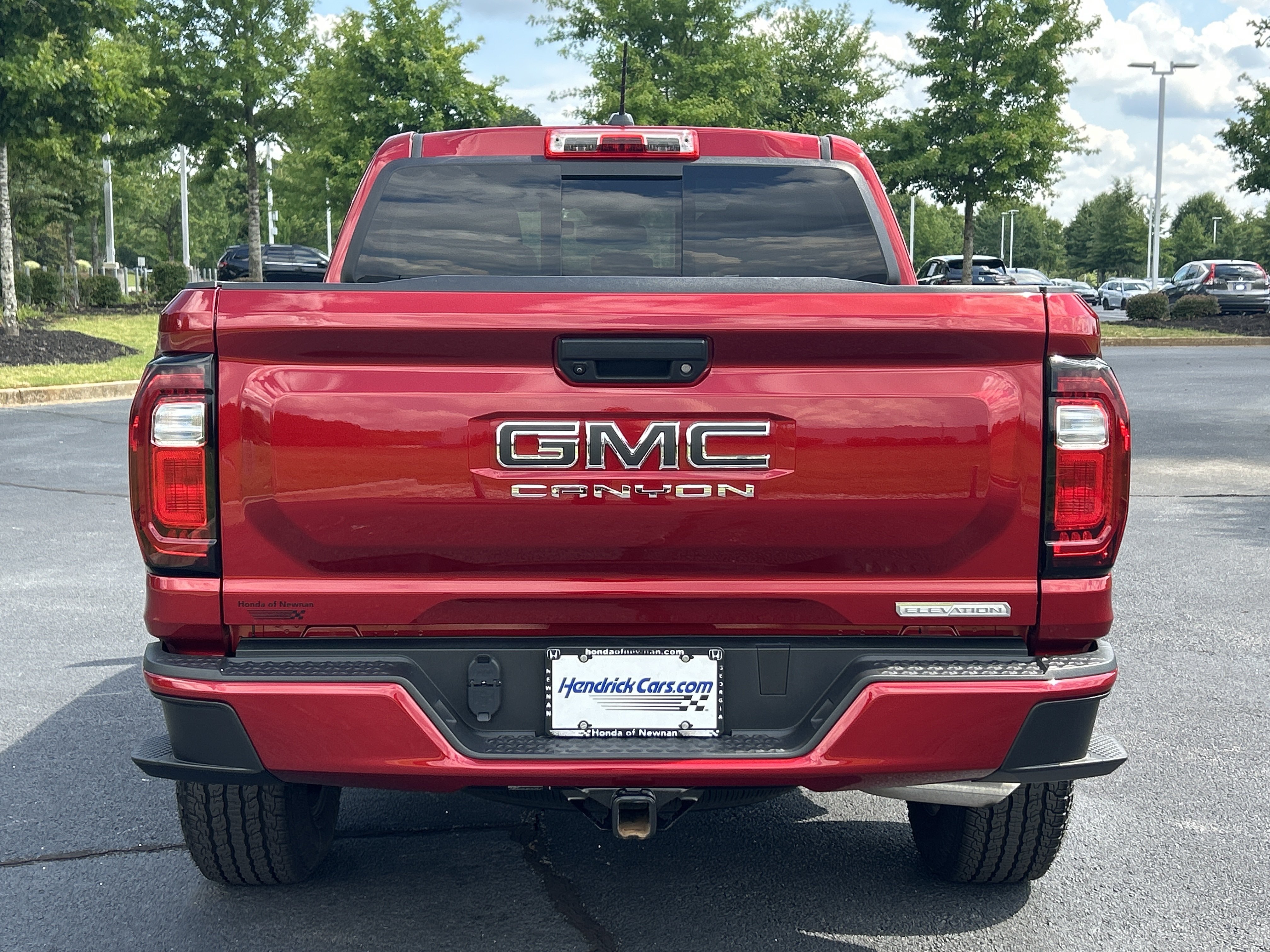 Used 2024 GMC Canyon Elevation w/ Convenience Package AWD/4WD image 8