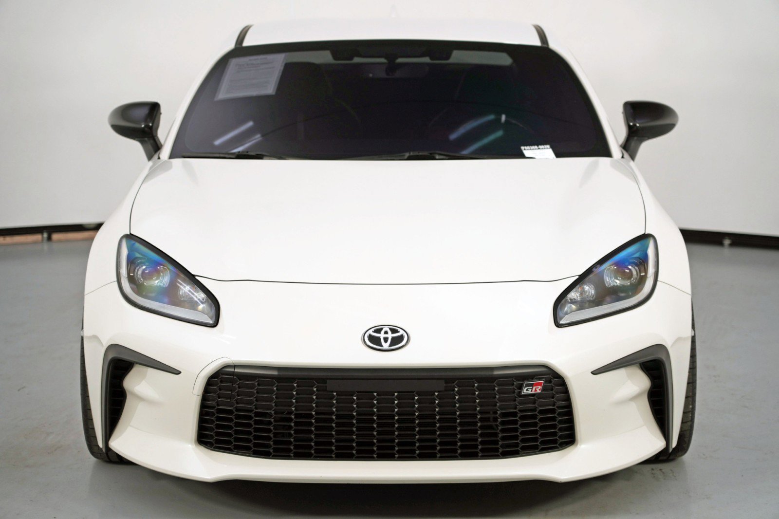 Used 2024 Toyota GR86 Premium image 42