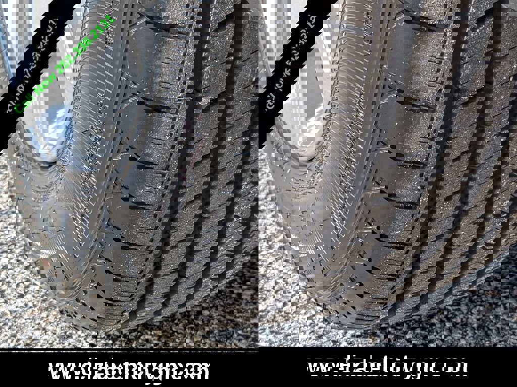 Used 2020 Hyundai Santa Fe Limited w/ Cargo Package image 13