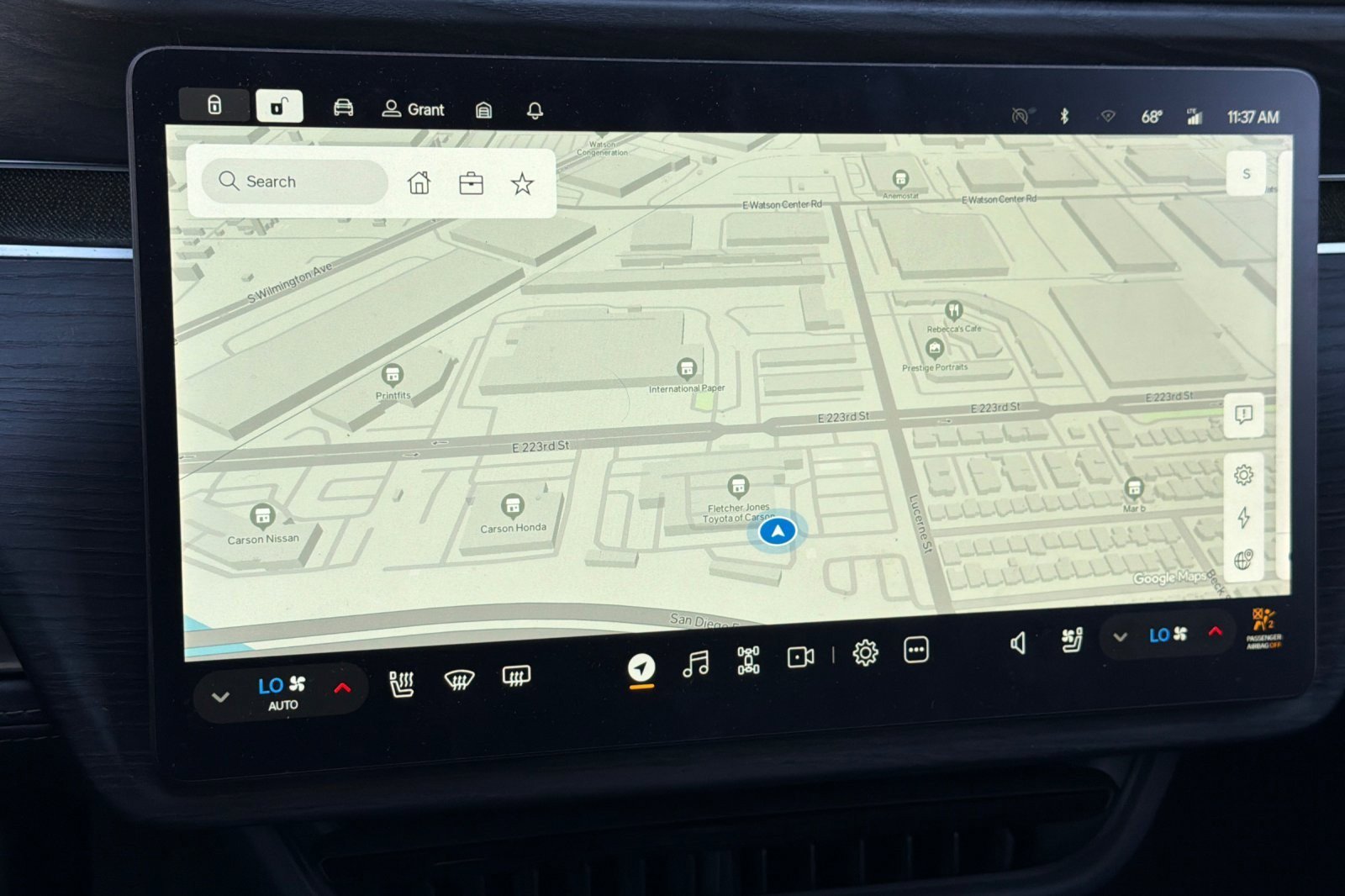 Used 2024 Rivian R1S Adventure image 19