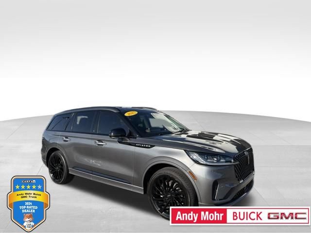 Used 2025 Lincoln Aviator Reserve w/ Equipment Group 201A AWD/4WD video 1