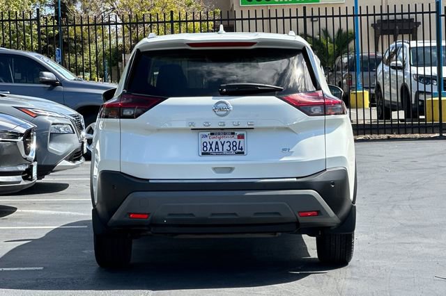 Used 2021 Nissan Rogue SL w/ Premium Package image 4