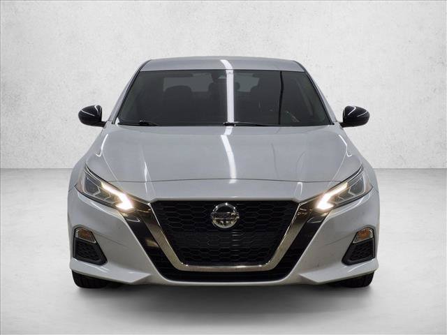 Used 2022 Nissan Altima 2.5 SR FWD image 2