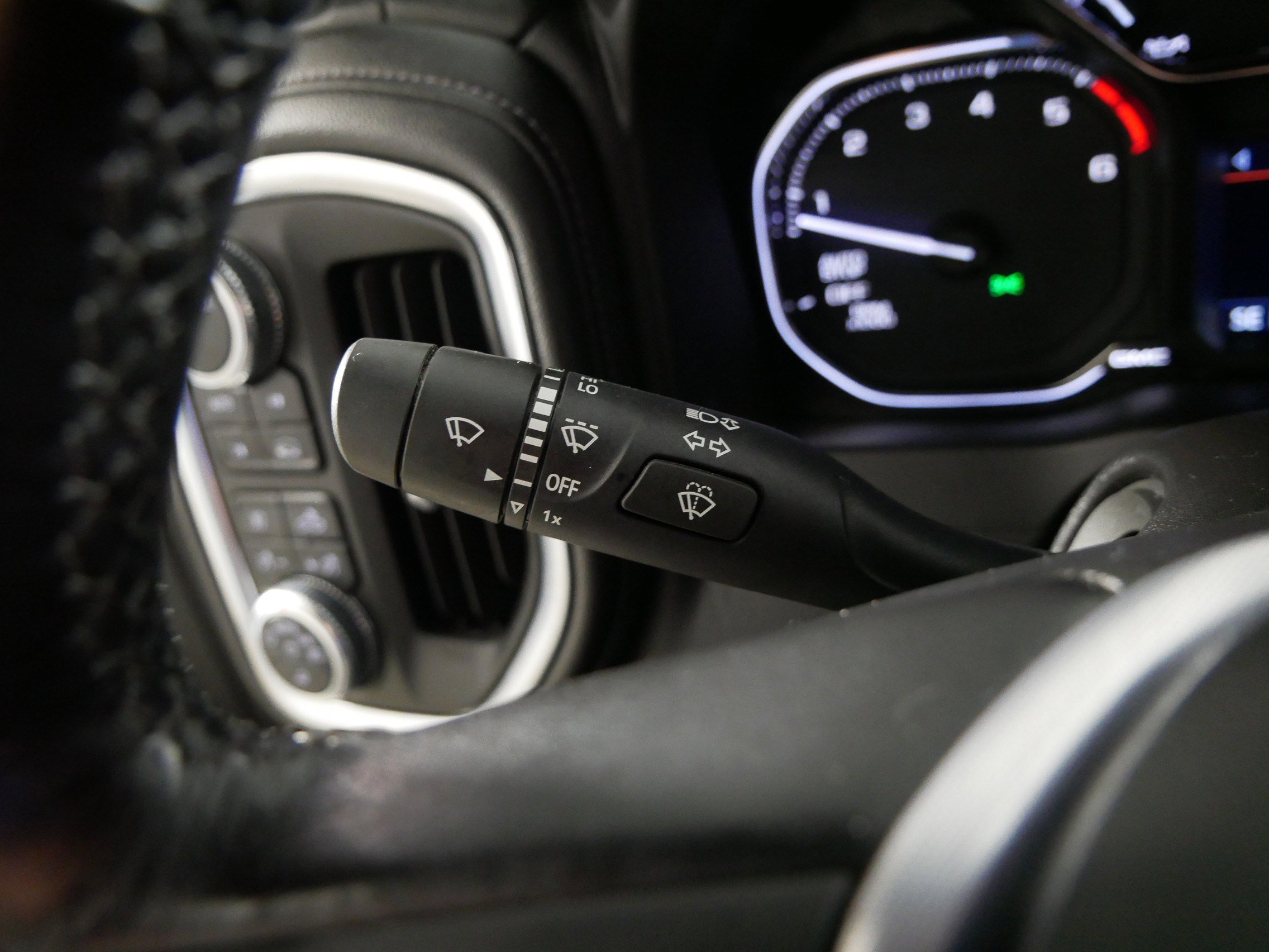 Certified 2021 GMC Sierra 1500 SLT w/ SLT Premium Package image 31