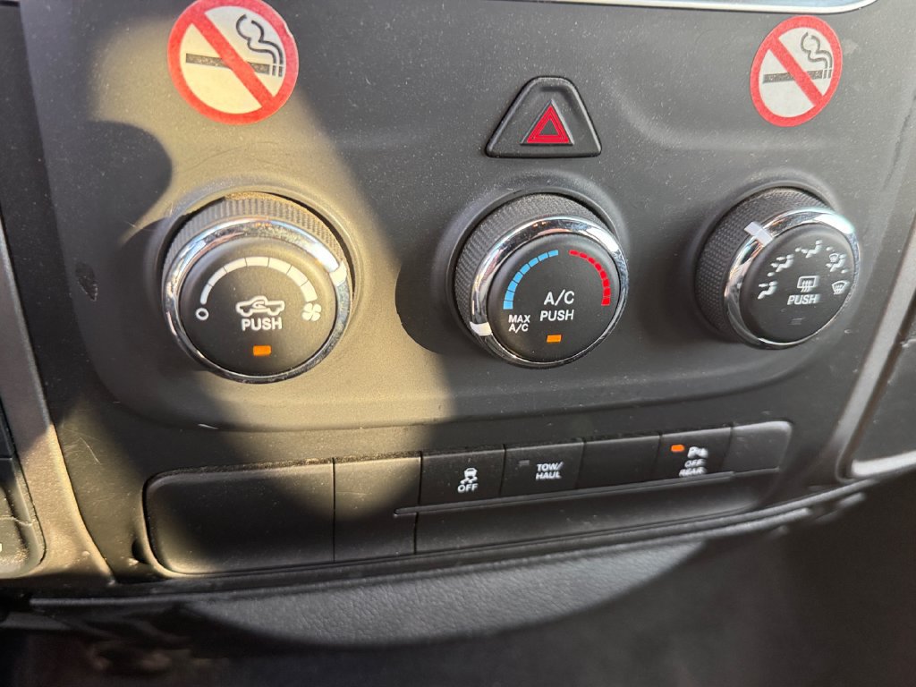 Used 2024 RAM 1500 Warlock AWD/4WD image 28