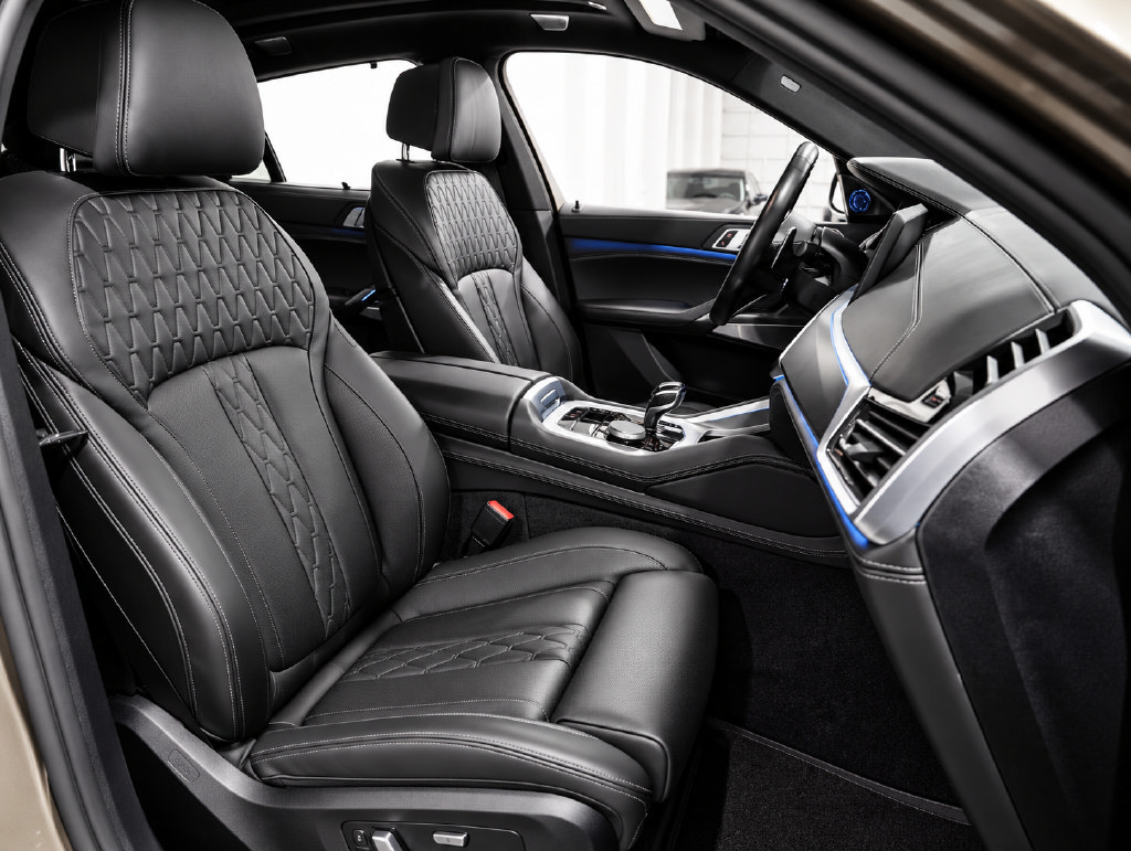 Used 2020 BMW X6 M50i w/ Executive Package AWD/4WD image 22