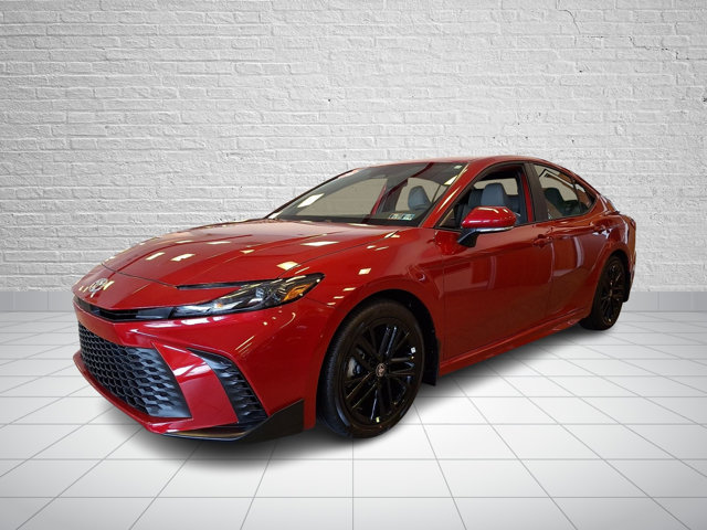 Used 2026 Toyota Camry SE FWD image 3