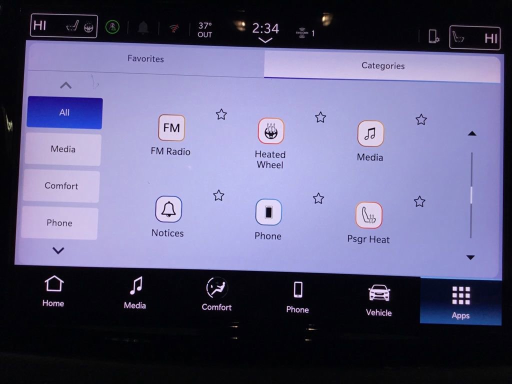 Used 2025 Chrysler Pacifica Select image 28