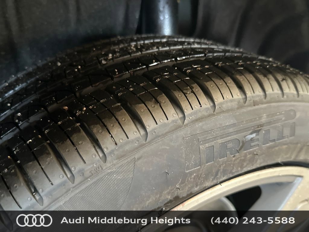 New 2025 Audi Q3 2.0T Premium image 30