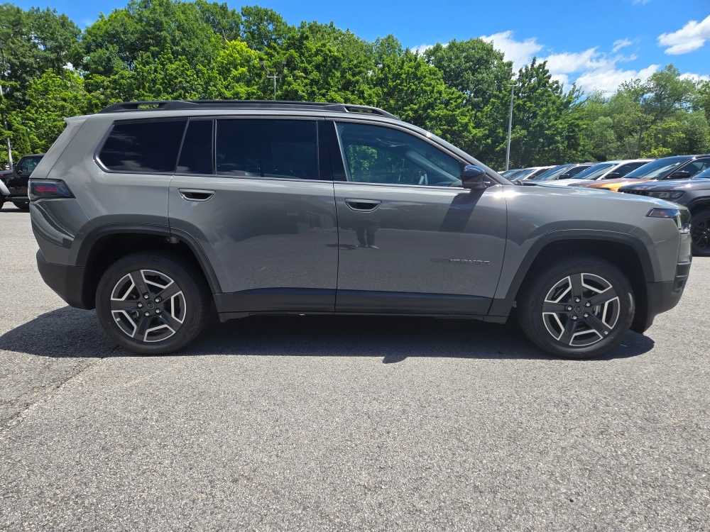 New 2026 Jeep Cherokee Limited AWD/4WD image 3