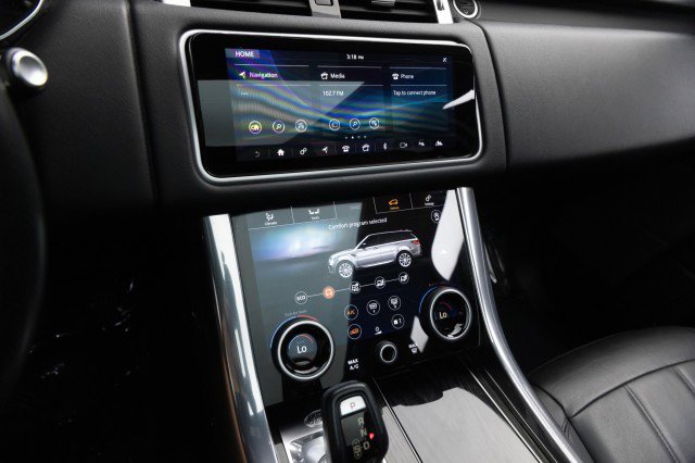 Used 2018 Land Rover Range Rover Sport SE image 24
