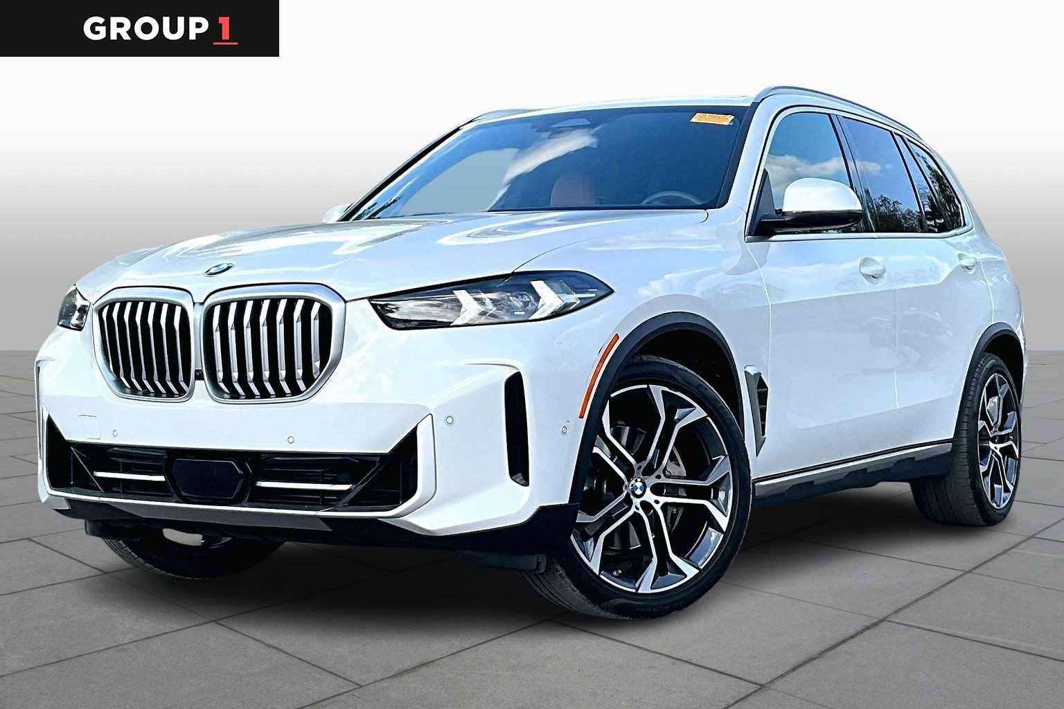 Used 2024 BMW X5 xDrive40i w/ Parking Assistance Package AWD/4WD image 1