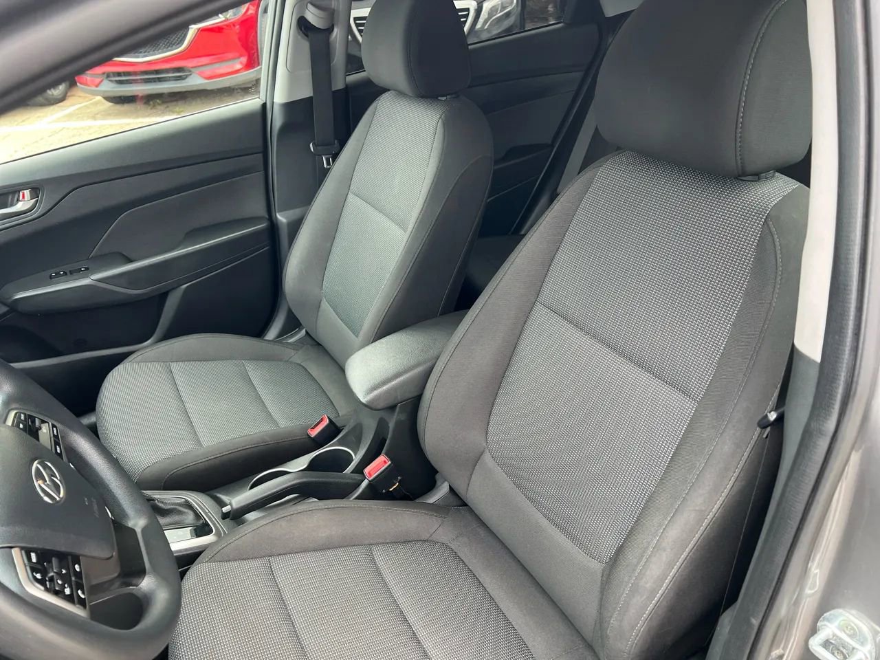 Used 2022 Hyundai Accent SEL image 23