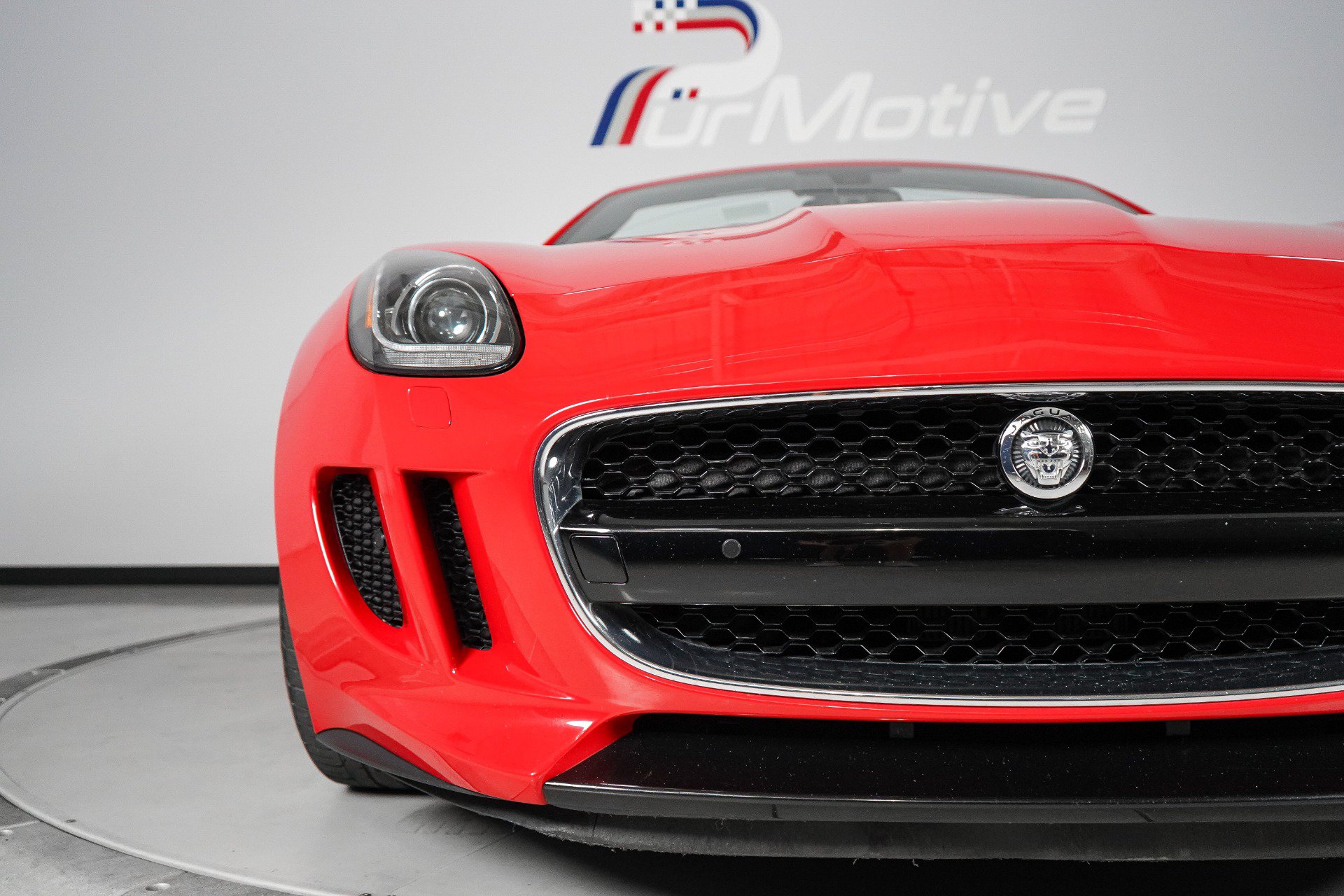 Used 2014 Jaguar F-TYPE S RWD image 35