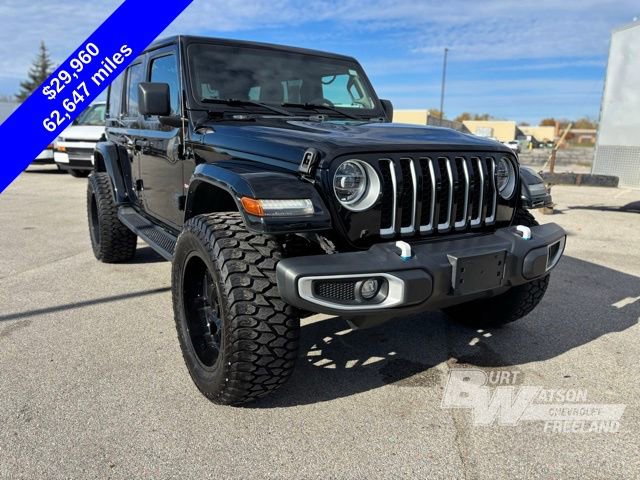 Used 2022 Jeep Wrangler Unlimited Sahara w/ Cold Weather Group image 8