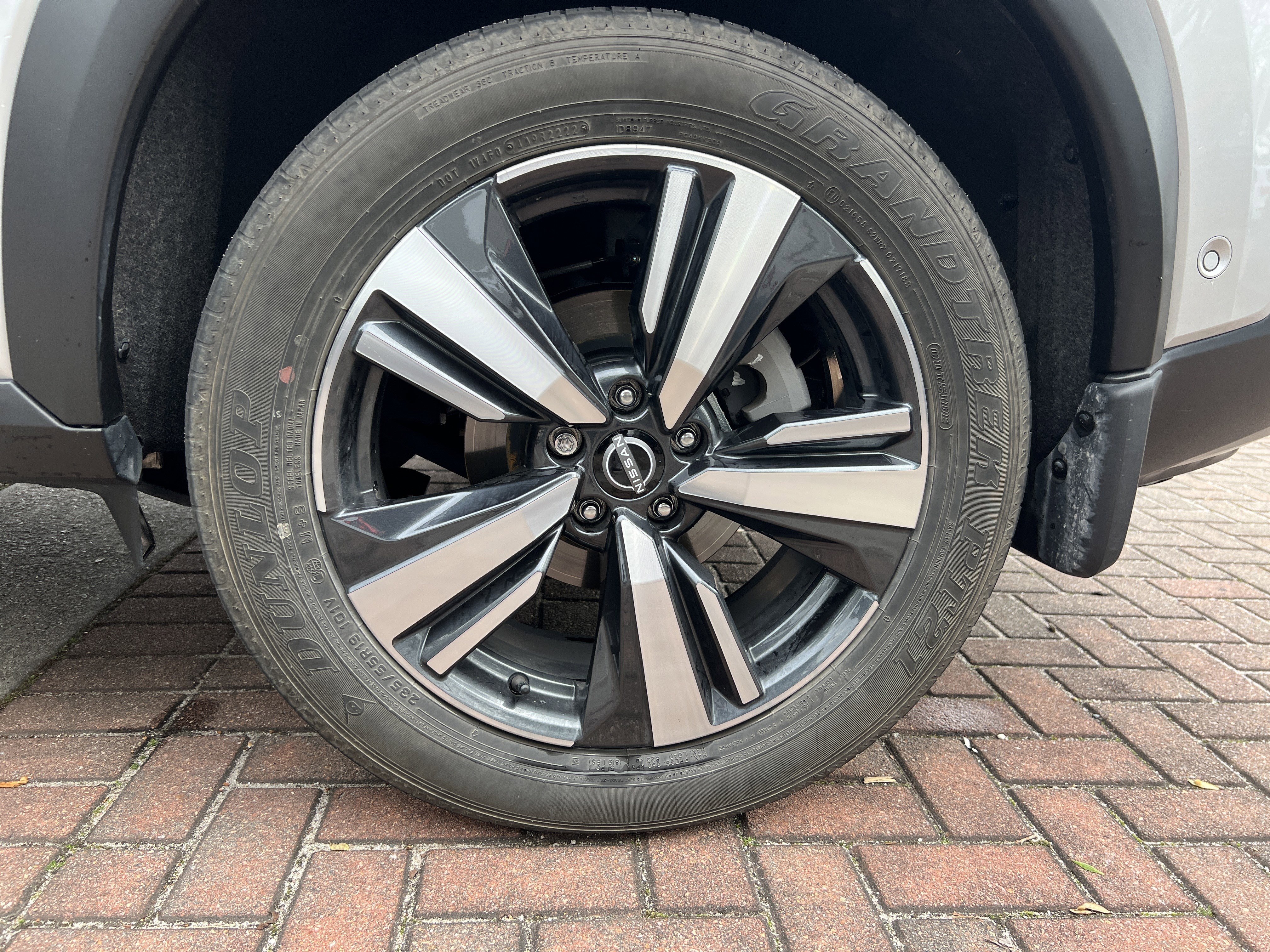 Used 2023 Nissan Rogue Platinum w/ Platinum Premium Package FWD image 13