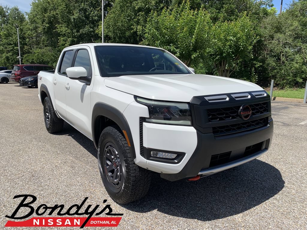 Used 2026 Nissan Frontier PRO-4X AWD/4WD image 1