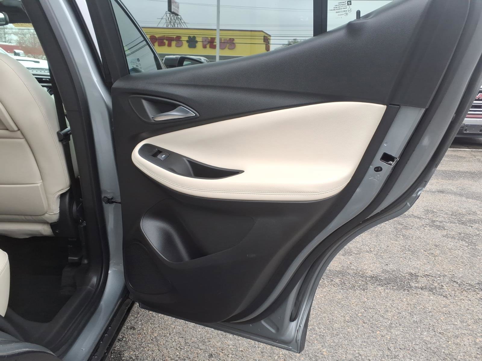 Certified 2023 Buick Encore GX Essence w/ Experience Buick Package image 14