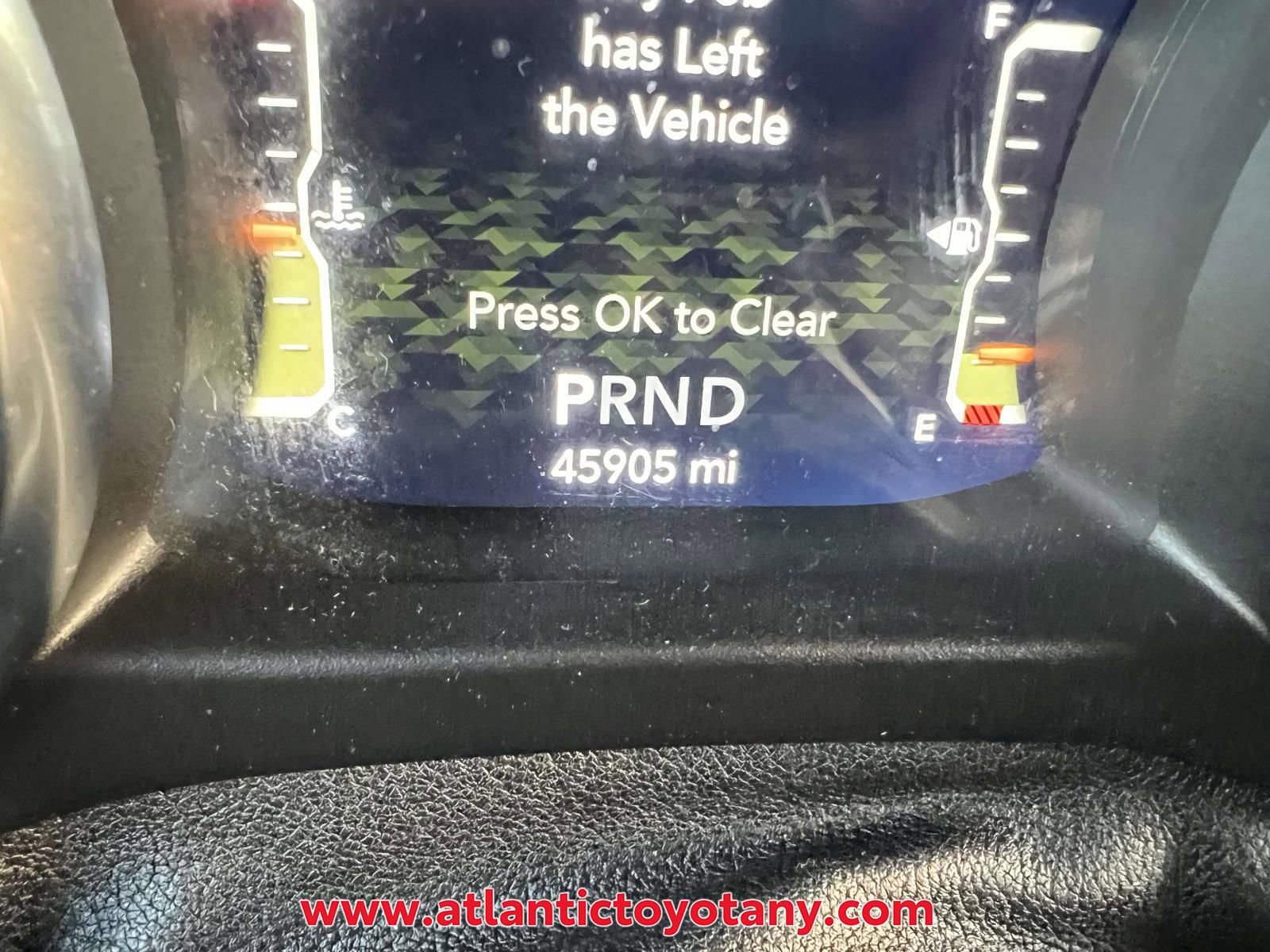 Used 2021 Jeep Wrangler Unlimited Sahara w/ Safety Group image 7