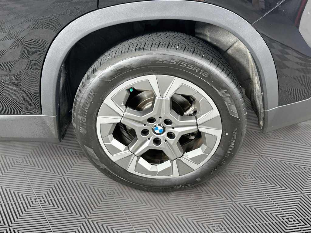 Used 2023 BMW X1 xDrive28i AWD/4WD image 40