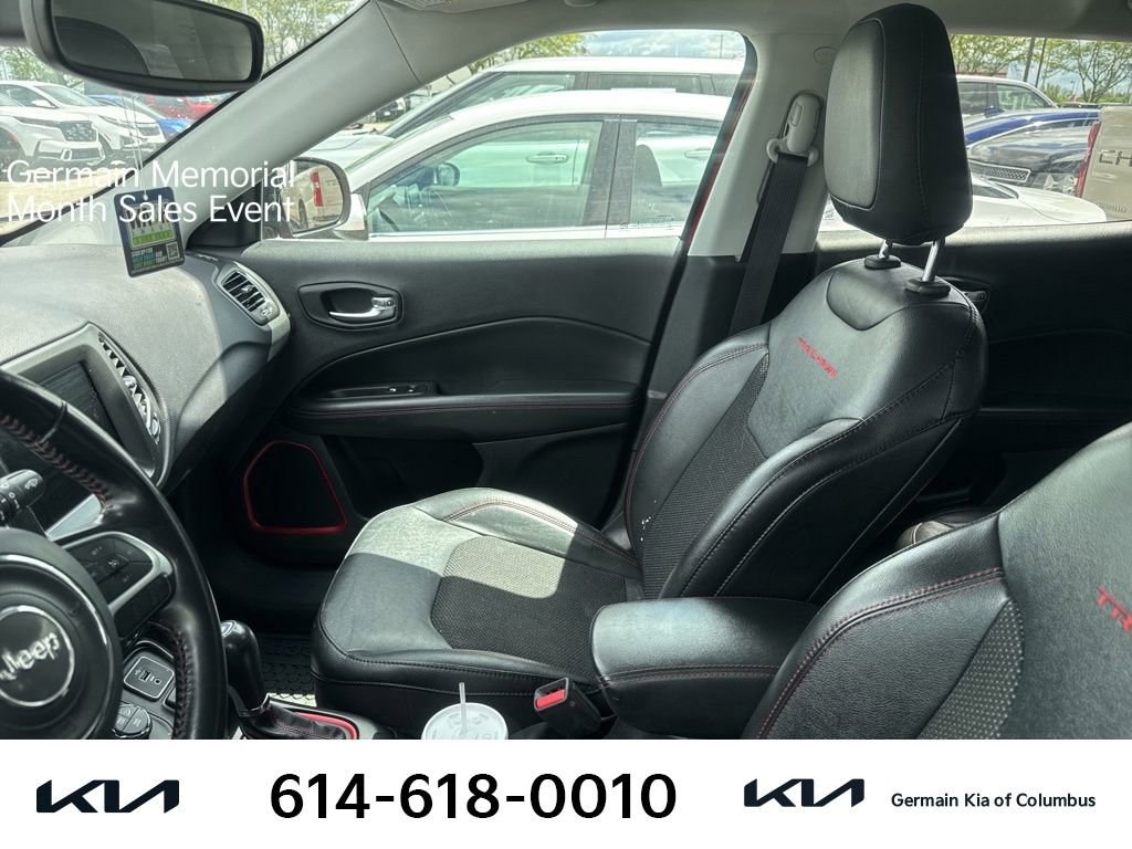 Used 2020 Jeep Compass Trailhawk AWD/4WD image 1