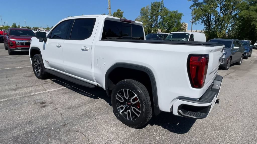 Used 2022 GMC Sierra 1500 AT4 w/ AT4 Premium Package AWD/4WD image 8