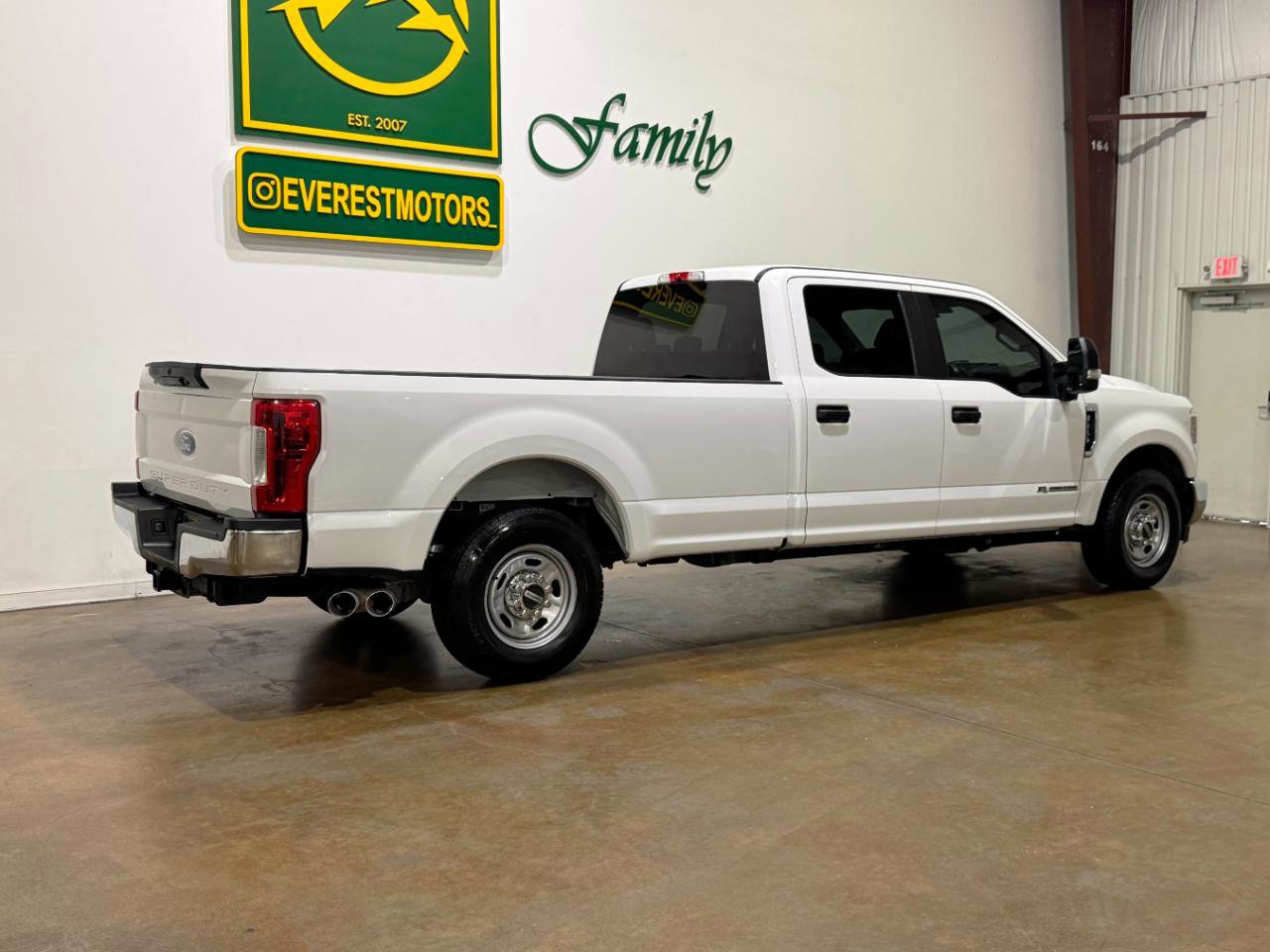 Used 2019 Ford F250 XL w/ Power Equipment Group RWD image 8